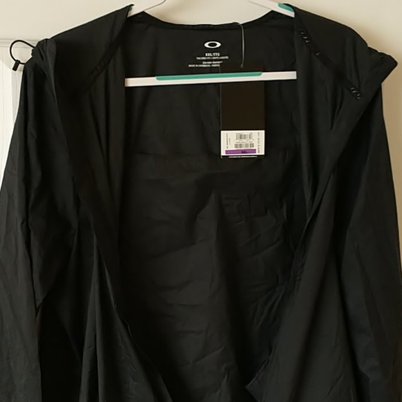 Mens rain coat - Picture 9 of 11